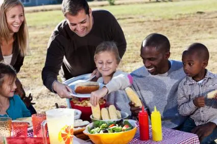 People enjoying a picnic